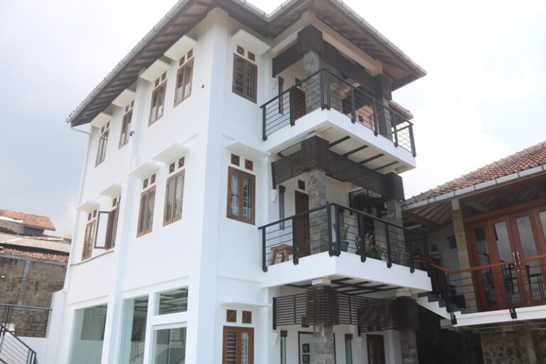 villa griya dulang