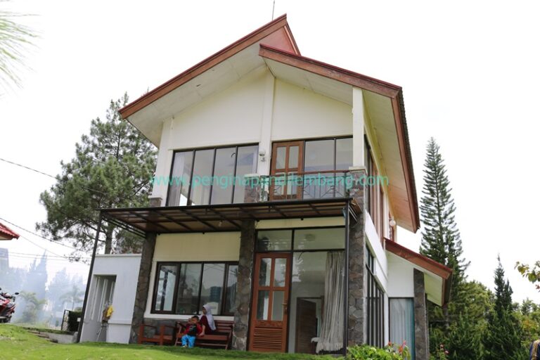 Villa Istana Bunga K2 No. 10: Villa 4 Kamar Lembang untuk Liburan Keluarga