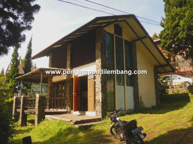 Villa Tulip 1 Kamar Istana Bunga Lembang: Penginapan Keluarga Nyaman & Murah