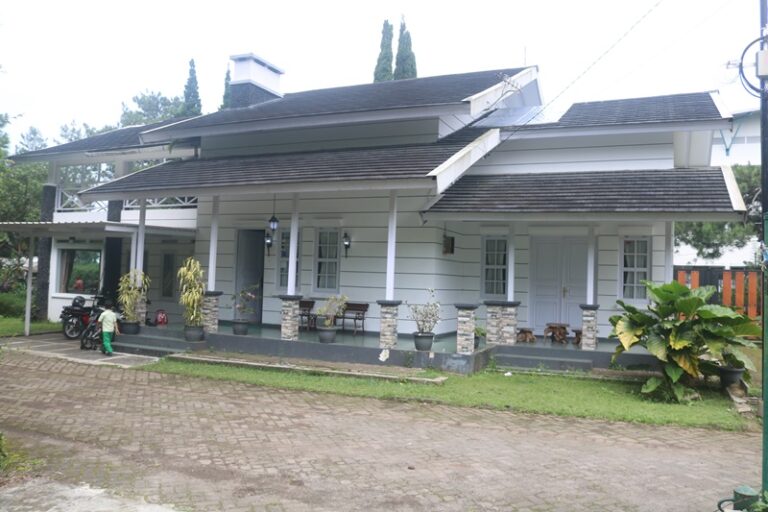 Villa Jason 3 Kamar Kolam Renang Pribadi Bali Liburan Mewah