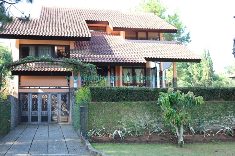 Villa Akun 5 Kamar Private Pool Lembang Liburan Eksklusif