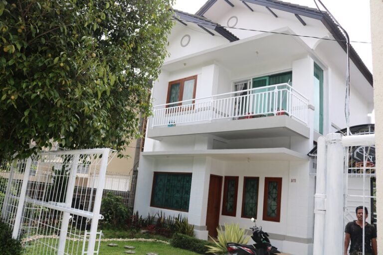 Villa Astoria Bandung 3 Kamar Kolam Renang Pribadi Aman untuk Anak