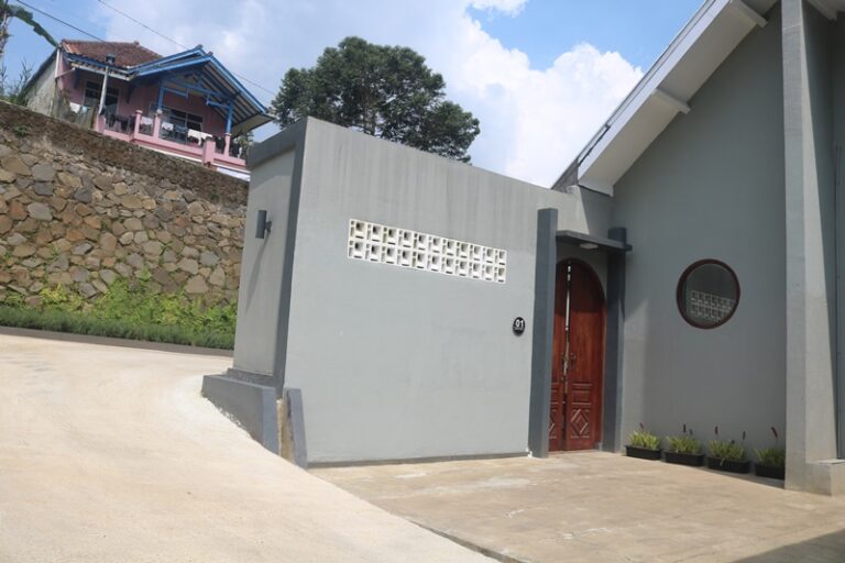 Villa Raffka 1 Lembang 2 Kamar Private Pool Terbaik
