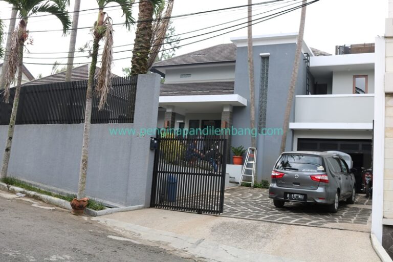 Villa Setia Budi Bandung 3 Kamar Private Pool Terbaik