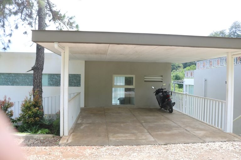 Villa Zahra Dago 4 Kamar Kolam Renang Pribadi Mewah