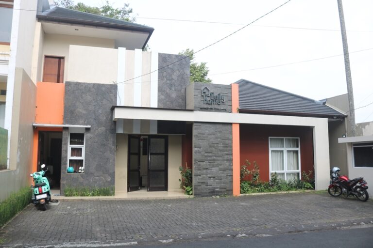 Daily Home Bandung Setia Budhi Villa 5 Kamar Kolam Renang Pribadi Eksklusif