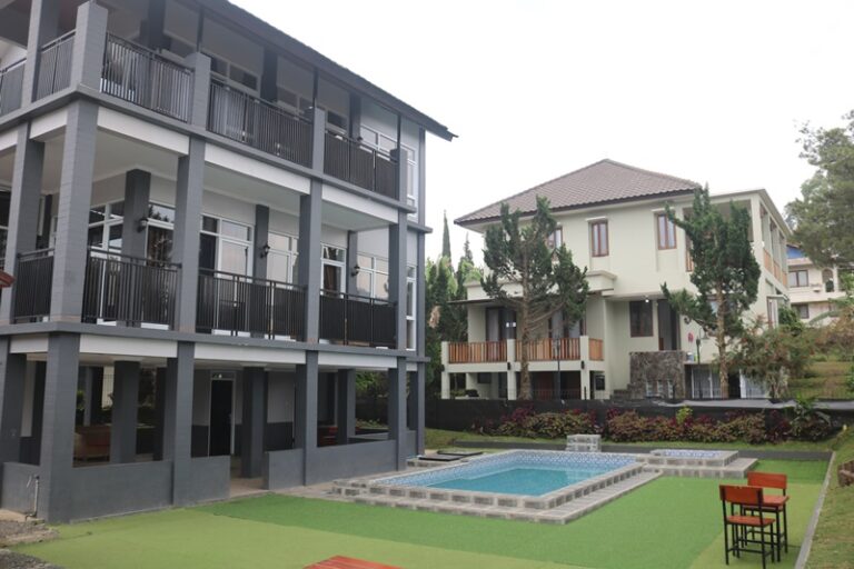 Villa Si Kojo Lembang 3 Kamar Private Pool Terbaik di Bandung